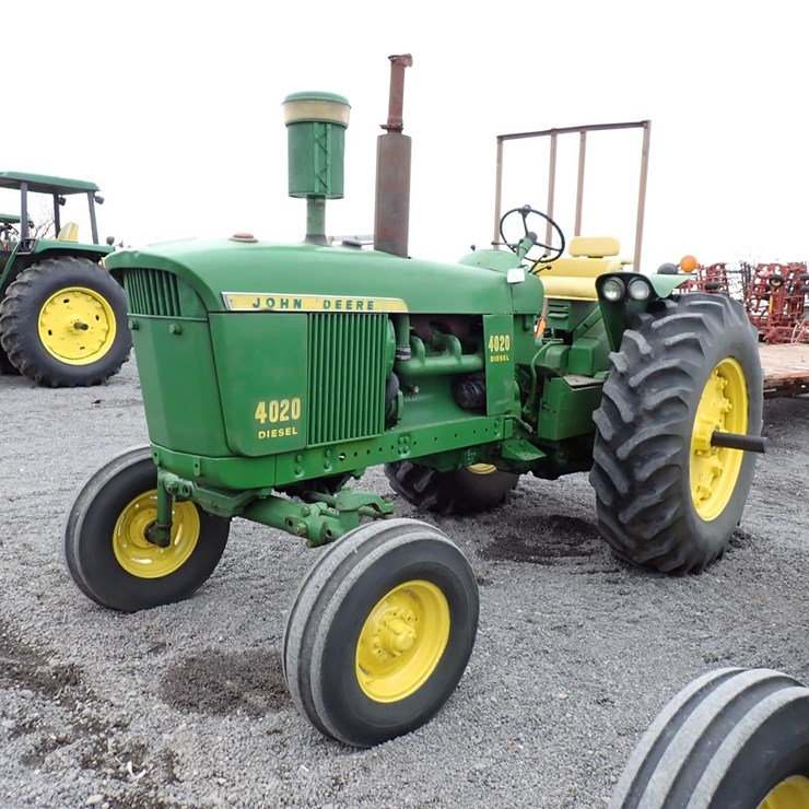 JOHN DEERE 4020