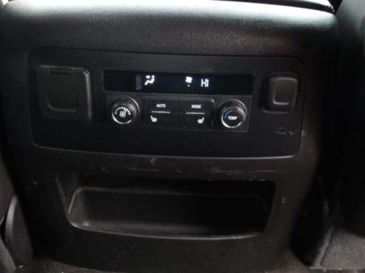 2016-gmc-yukon-denali-image-51