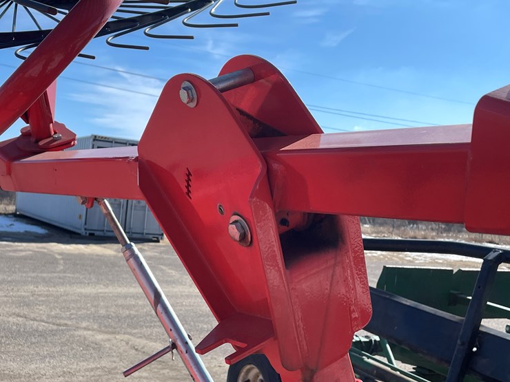 #1012-•-kuhn-(8)-wheel-speedrake-image-7