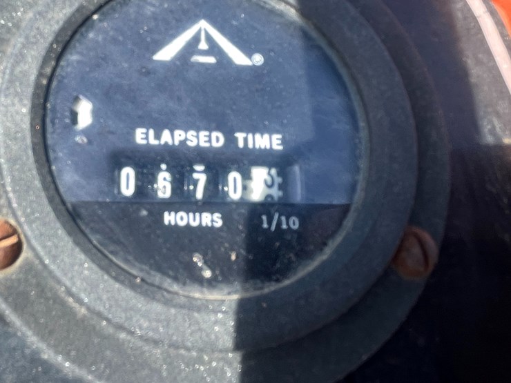 1975-ditch-witch-r40-image-27