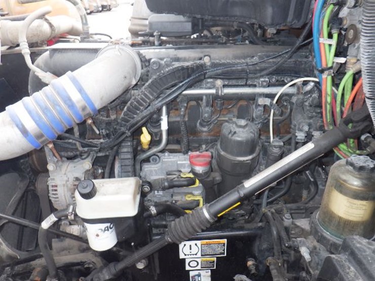 2022-kenworth-t680-image-22