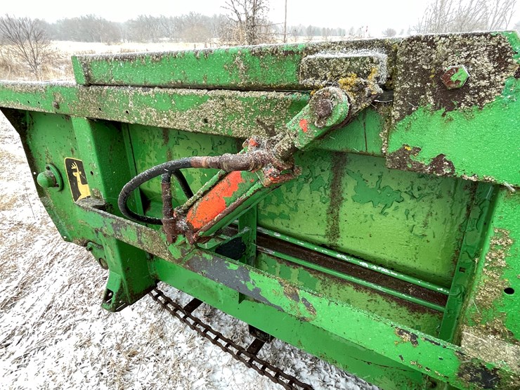 john-deere-680-image-19