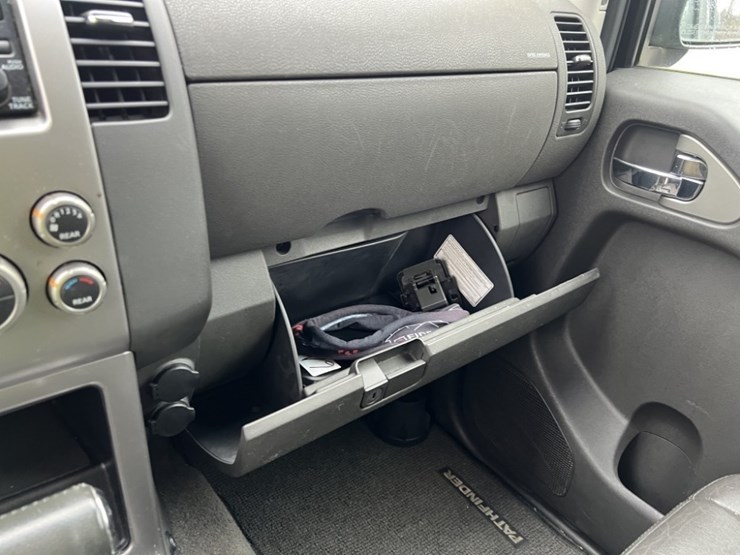 2006-nissan-pathfinder-image-33