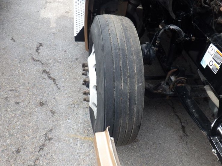 2022-kenworth-t680-image-22