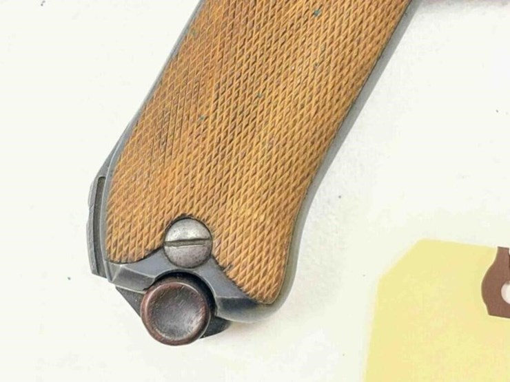 dwm-crown-luger-pistol-image-21