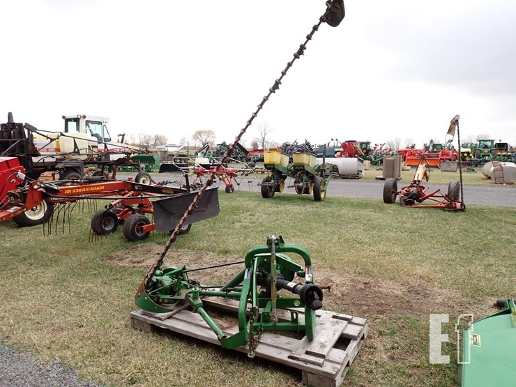 john-deere-350-image-1