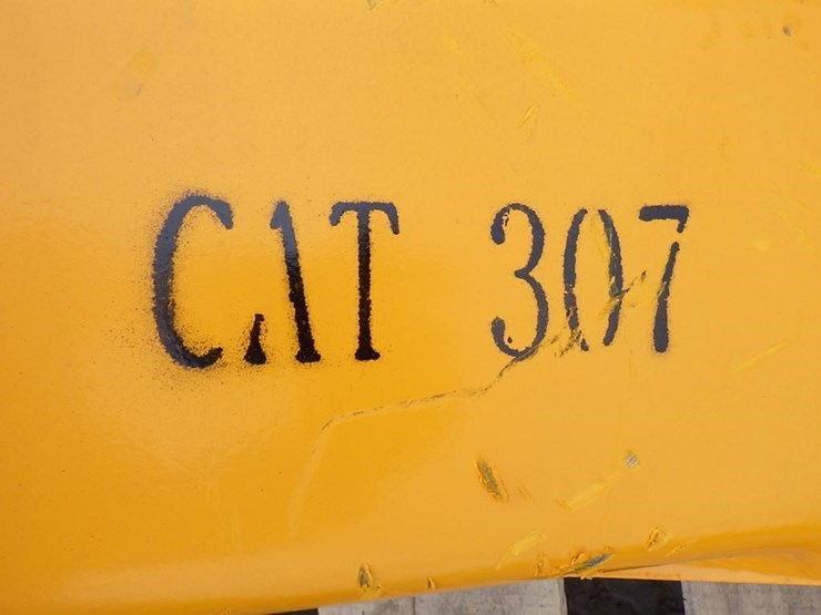 caterpillar-307-image-5