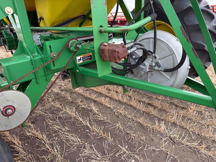 john-deere-1910-image-27