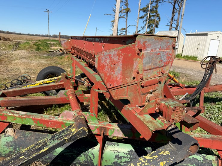 #42473-•-levee-squeeze-w/seeder-109-image-10