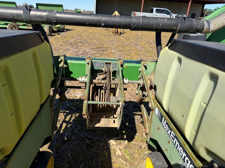 john-deere-1720-image-8