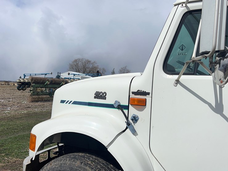 1999-international-4900-image-45