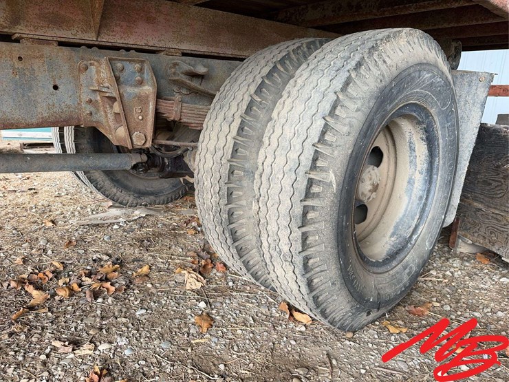 1973-chevrolet-c60-image-9