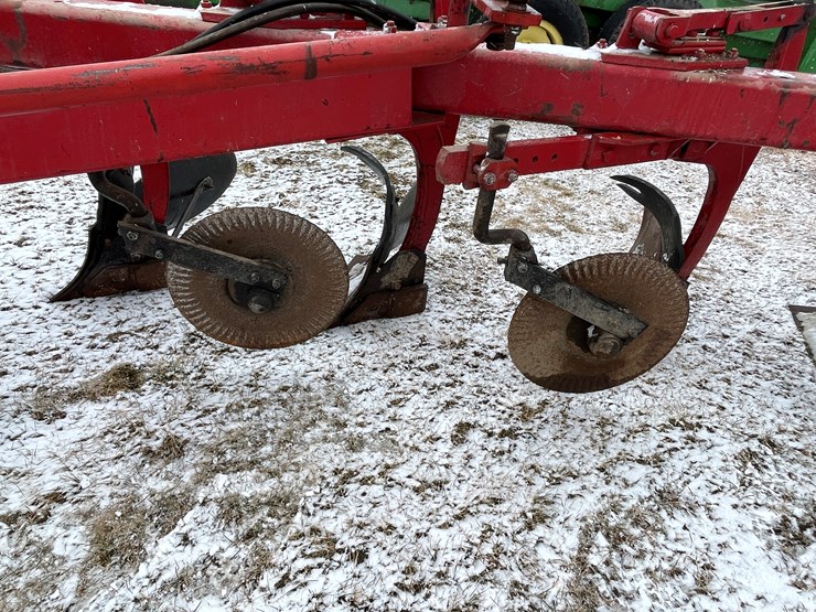 2004-international-720-image-19