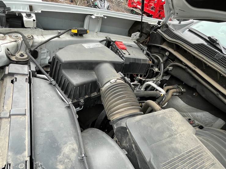 2020-chevrolet-2500hd-image-58