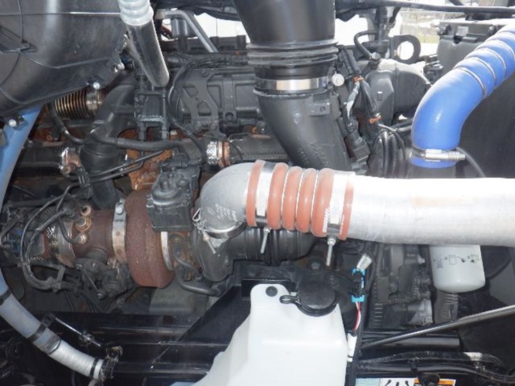 2024-kenworth-t680-image-24