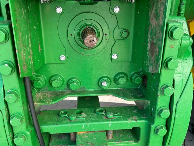 2021-john-deere-7r-350-image-15