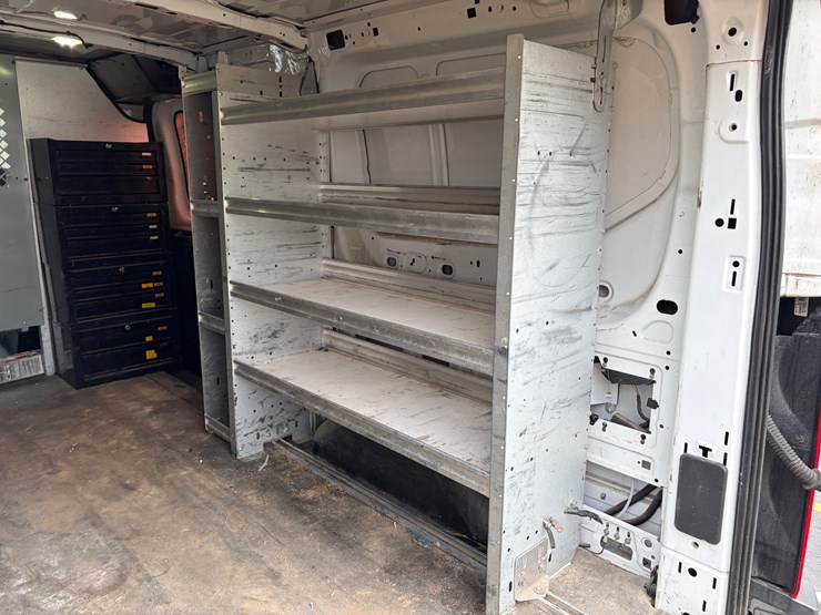 2015-ford-transit-image-39