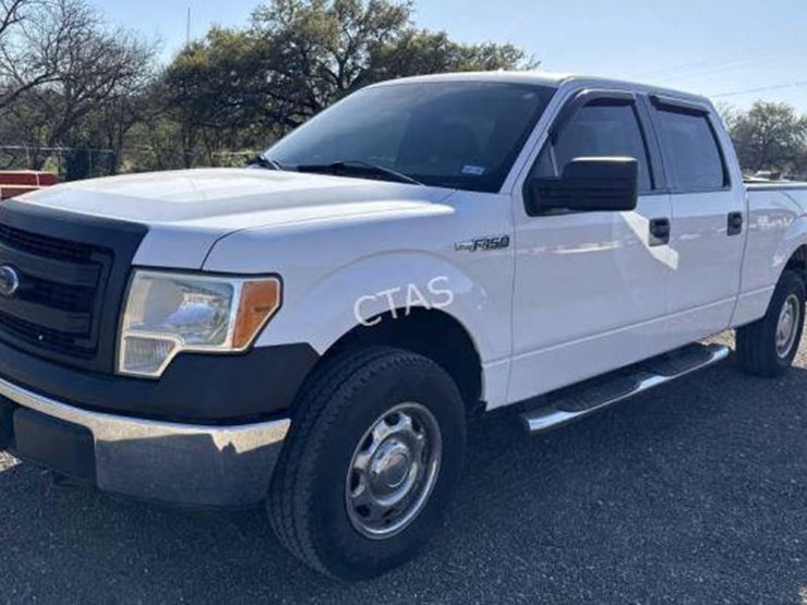 2013-ford-f150-xl-image-1