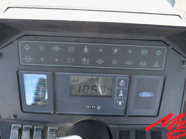 1991-versatile-846-image-43