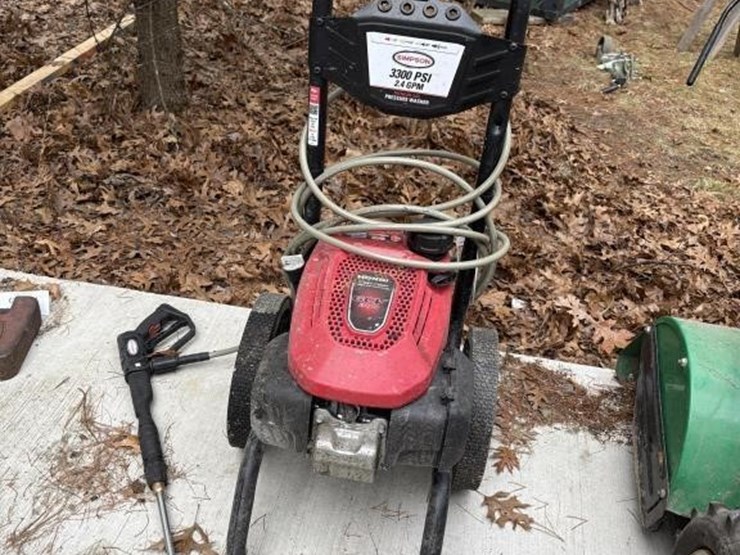 simpson-3300-psi-pressure-washer-image-2