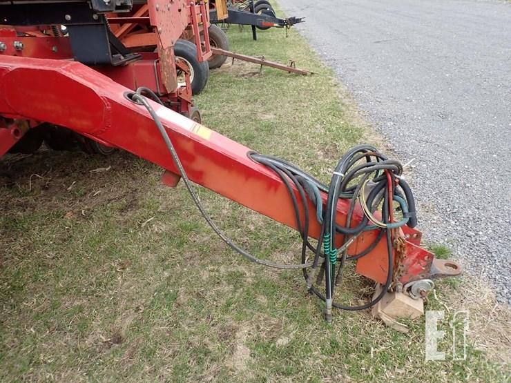 case-ih-5500-image-10