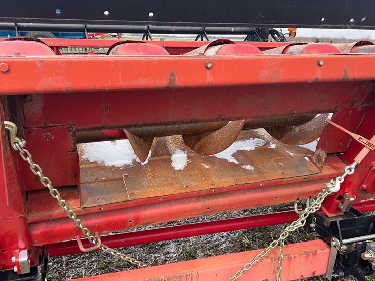 case-ih-1083-image-16