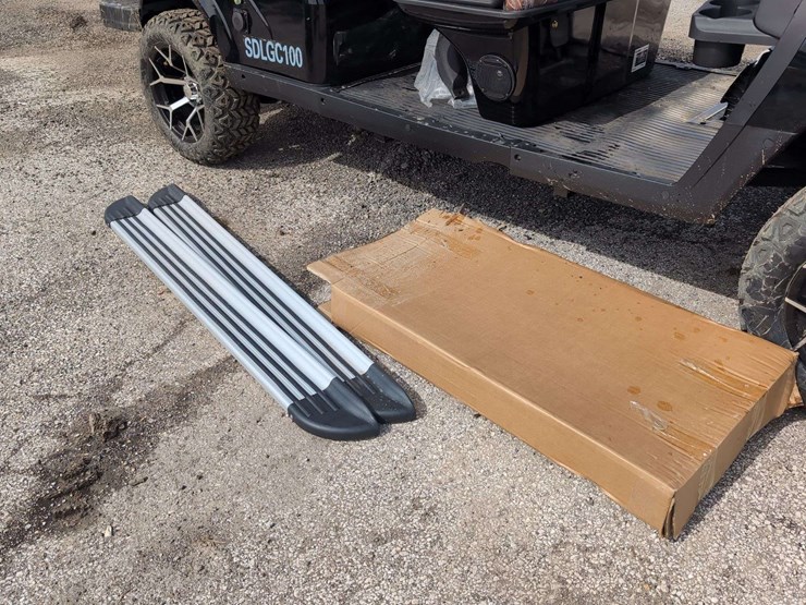 sdlgc100---6-seater-golf-cart-assembled---black-image-2