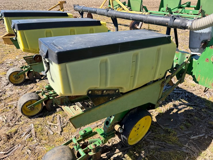 john-deere-1720-image-59