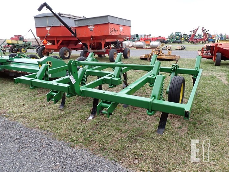 john-deere-1600-image-1