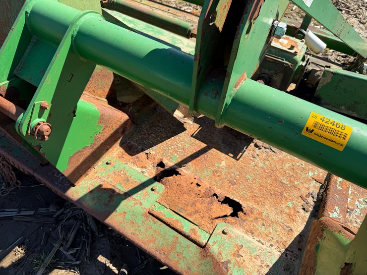 john-deere-14-image-26