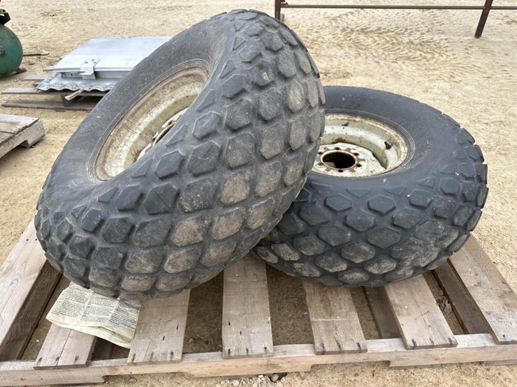 #52-•-pair-bf-goodrich-flotation-implement-tires-image-1
