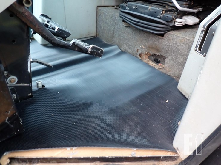 1996-agco-allis-9695-image-22