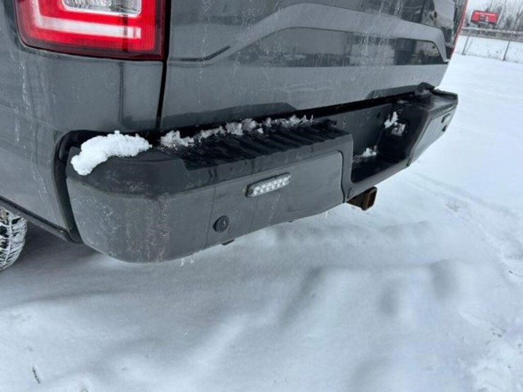 2017-ford-f150-xlt-image-42