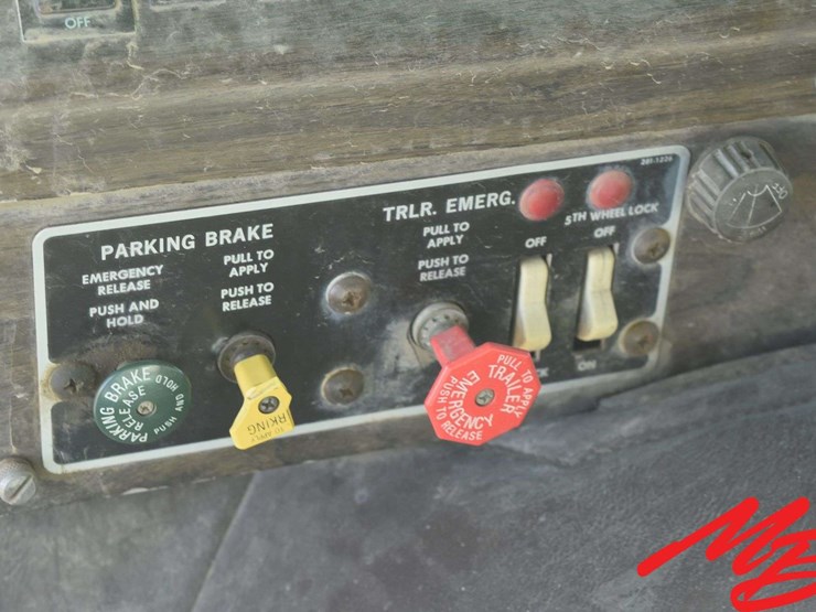 1973-cummins-855-image-45