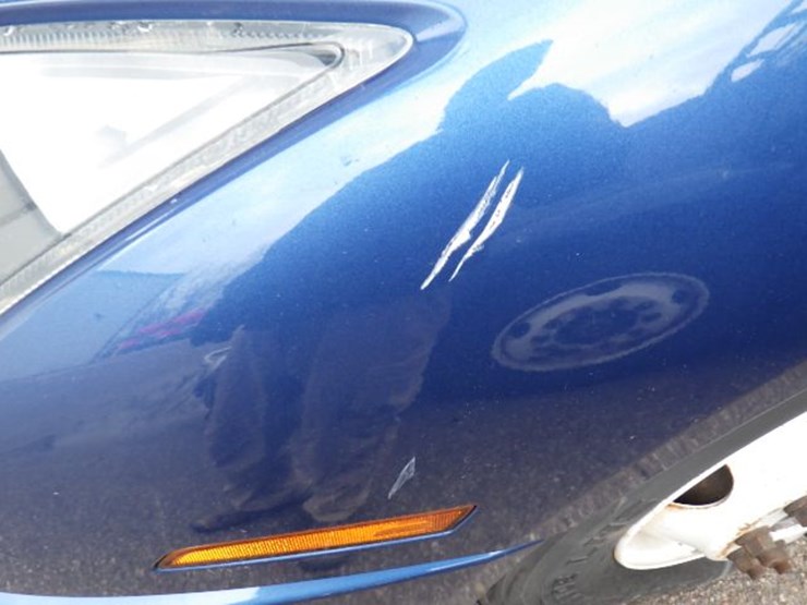 2019-volvo-vnl300-image-22