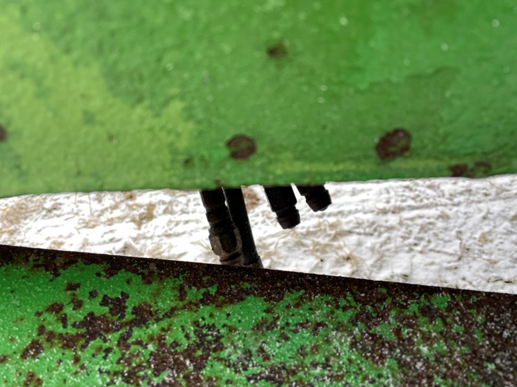 john-deere-680-image-37