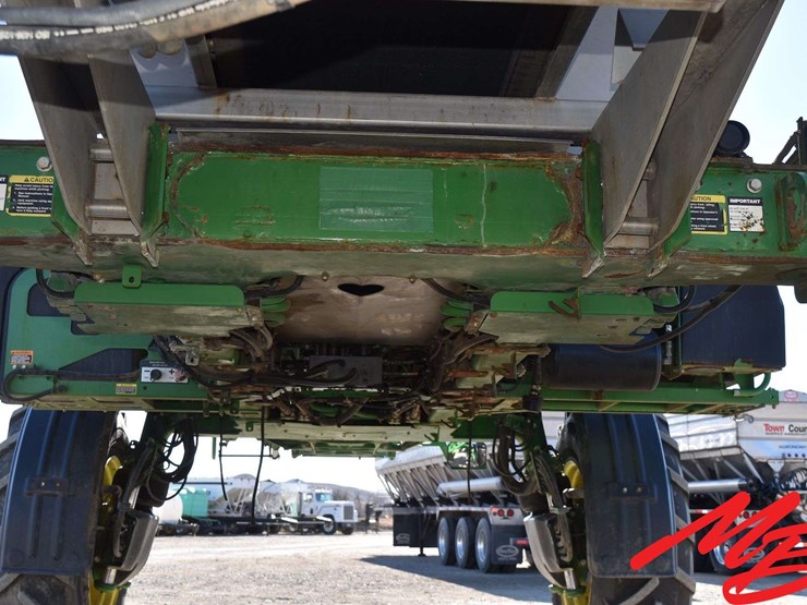 2018-john-deere-r4038-image-41