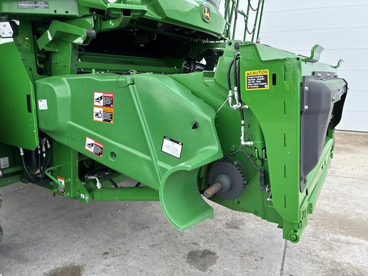 2023-john-deere-s780-image-27