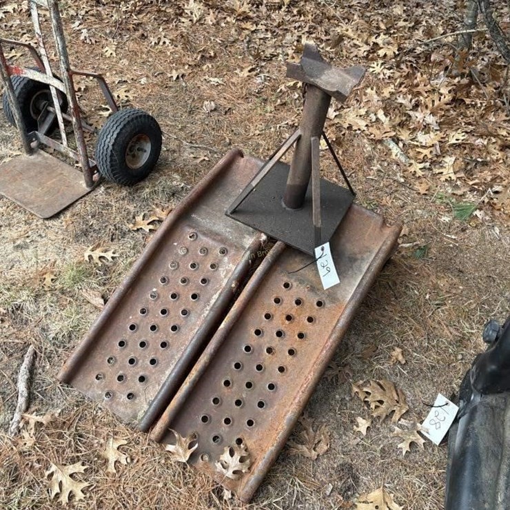 Car Ramps & Jack Stand