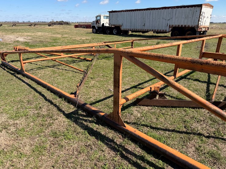 fair-oaks-16x50-image-51