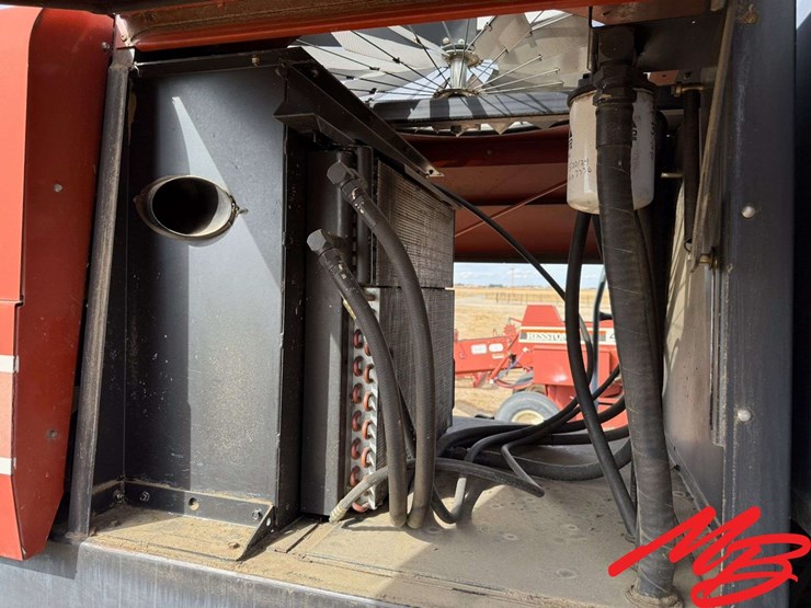 hesston-8450-image-41