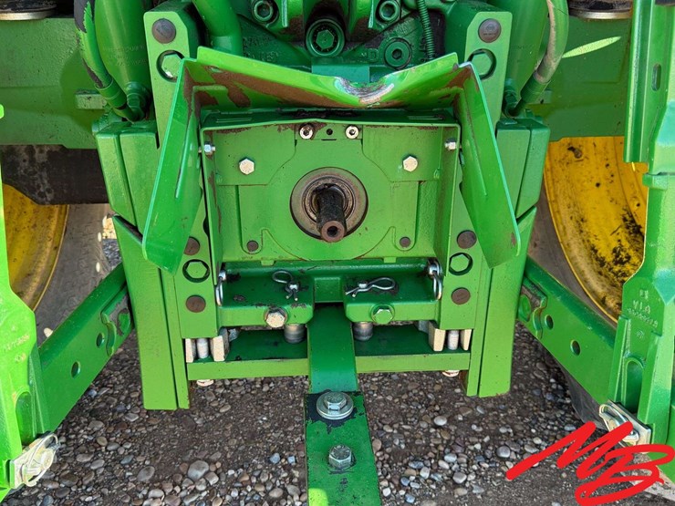 2020-john-deere-6120m-image-13