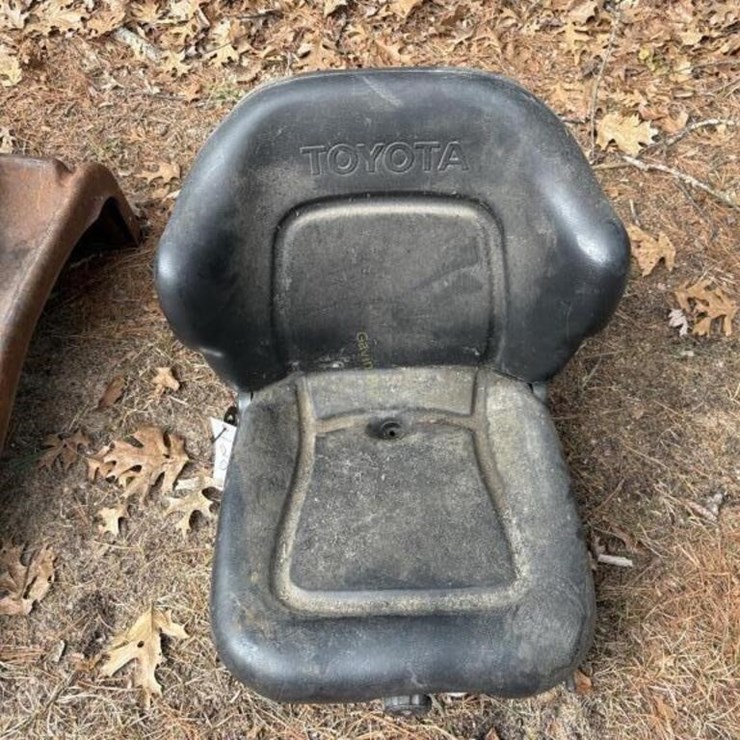 Toyota Seat