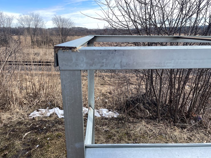 #2496-•-metal-crate-image-12