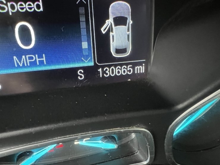 2016-ford-escape-image-29