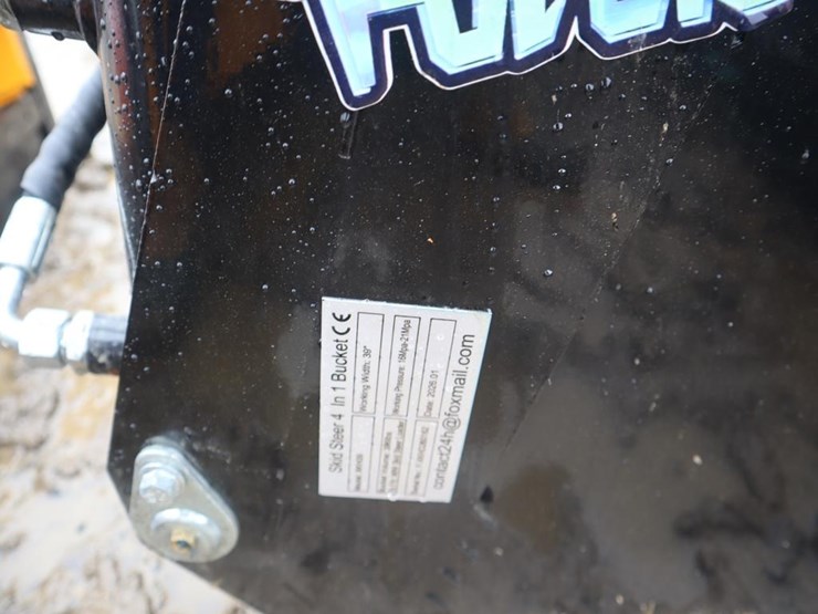 future-mini-skid-steer-4-in-1-bucket-image-5