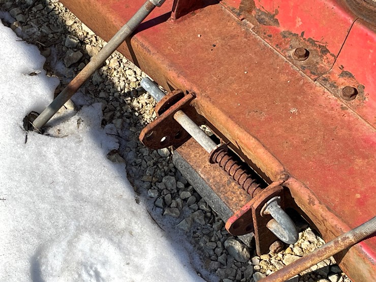 massey-ferguson-1200-image-40