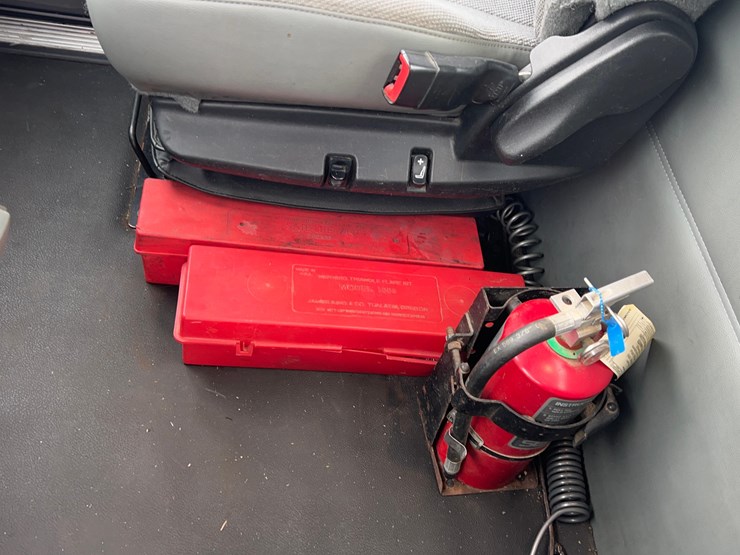 2017-kenworth-t680-image-53