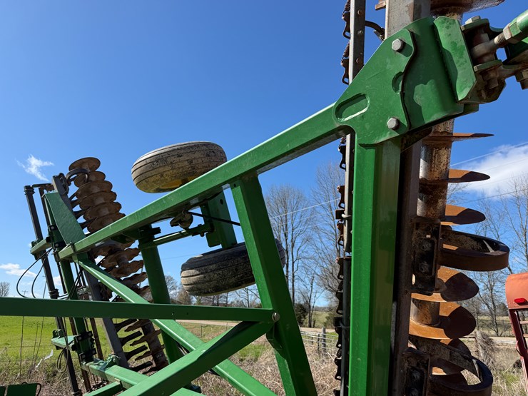 john-deere-2623vt-image-21