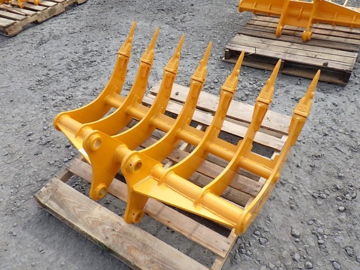 caterpillar-307-image-3